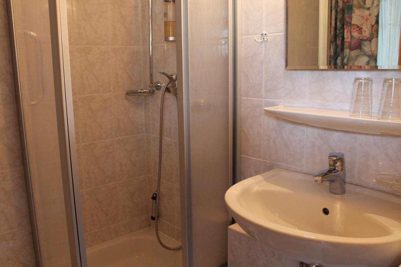 Hotel Garni Vogelsang Bad Fussing Room photo