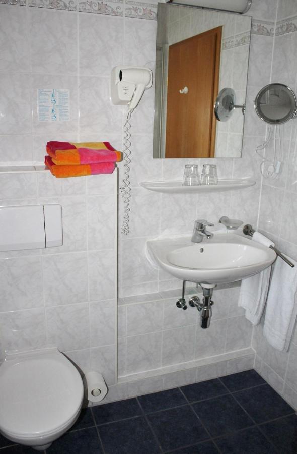 Hotel Garni Vogelsang Bad Fussing Exterior photo